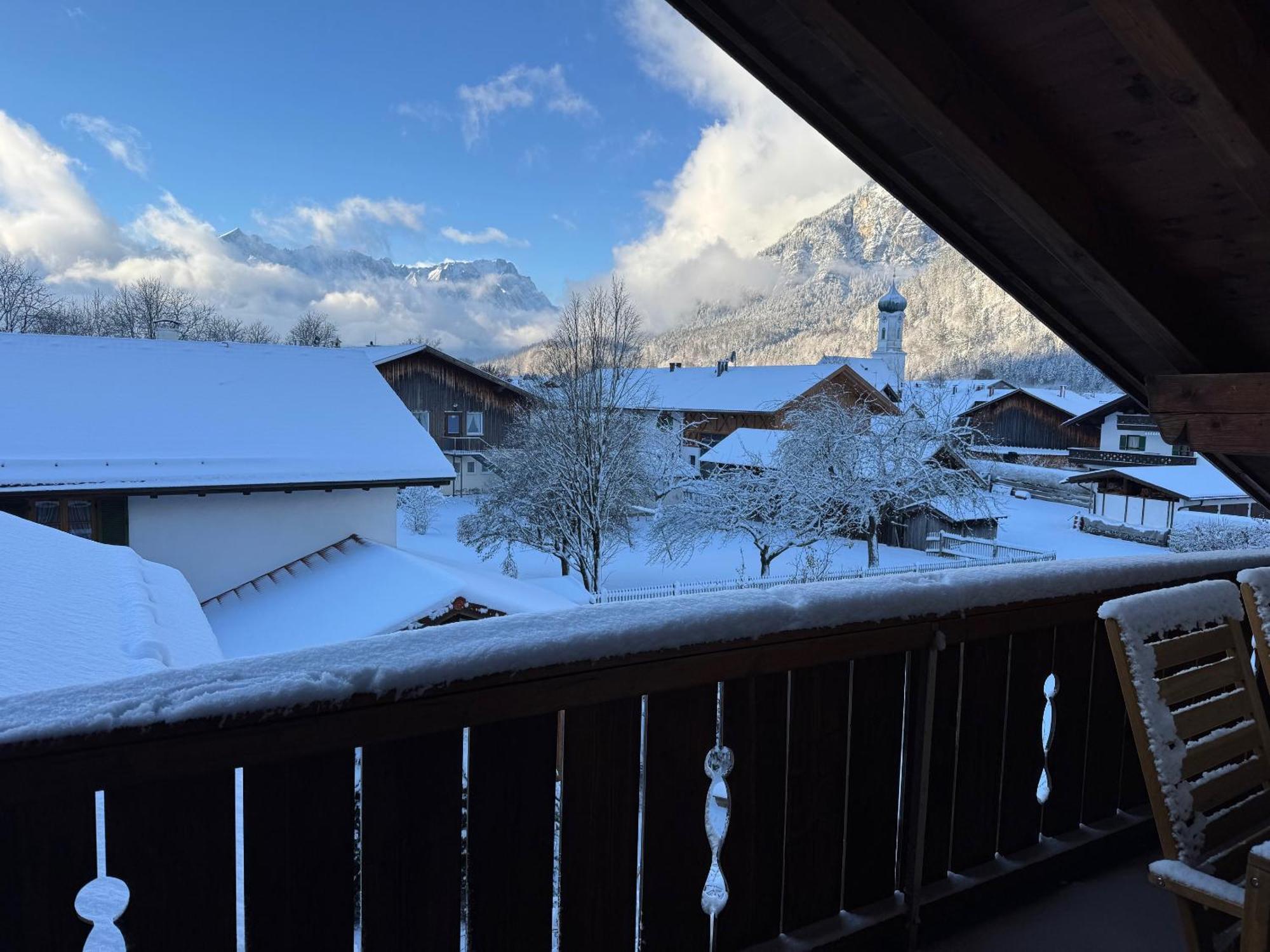Dachgeschosswohnung Mit Traumhaftem Zugspitzblick Bei Garmisch Farchant Exterior foto